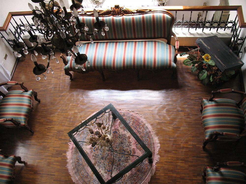 Hotel Nass Sol De Quito Esterno foto