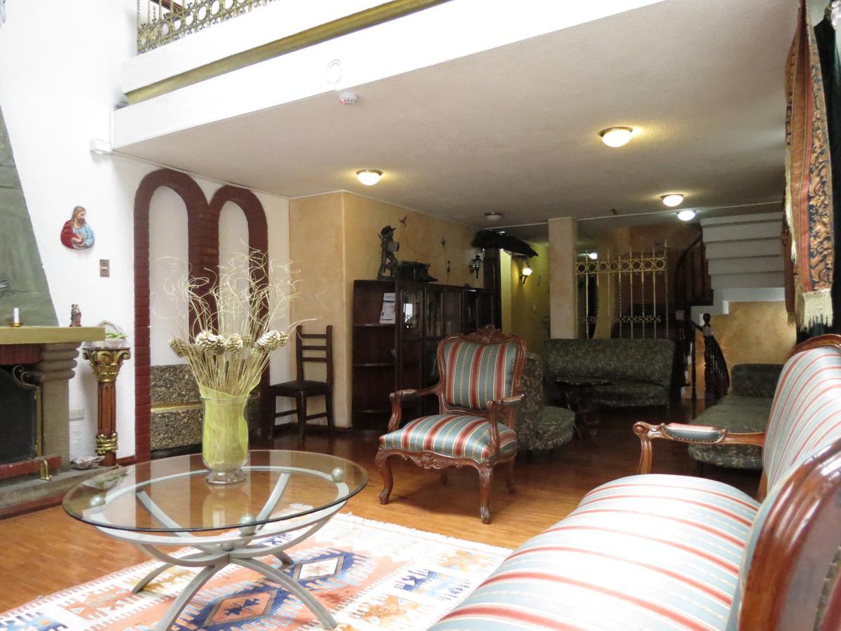Hotel Nass Sol De Quito Esterno foto